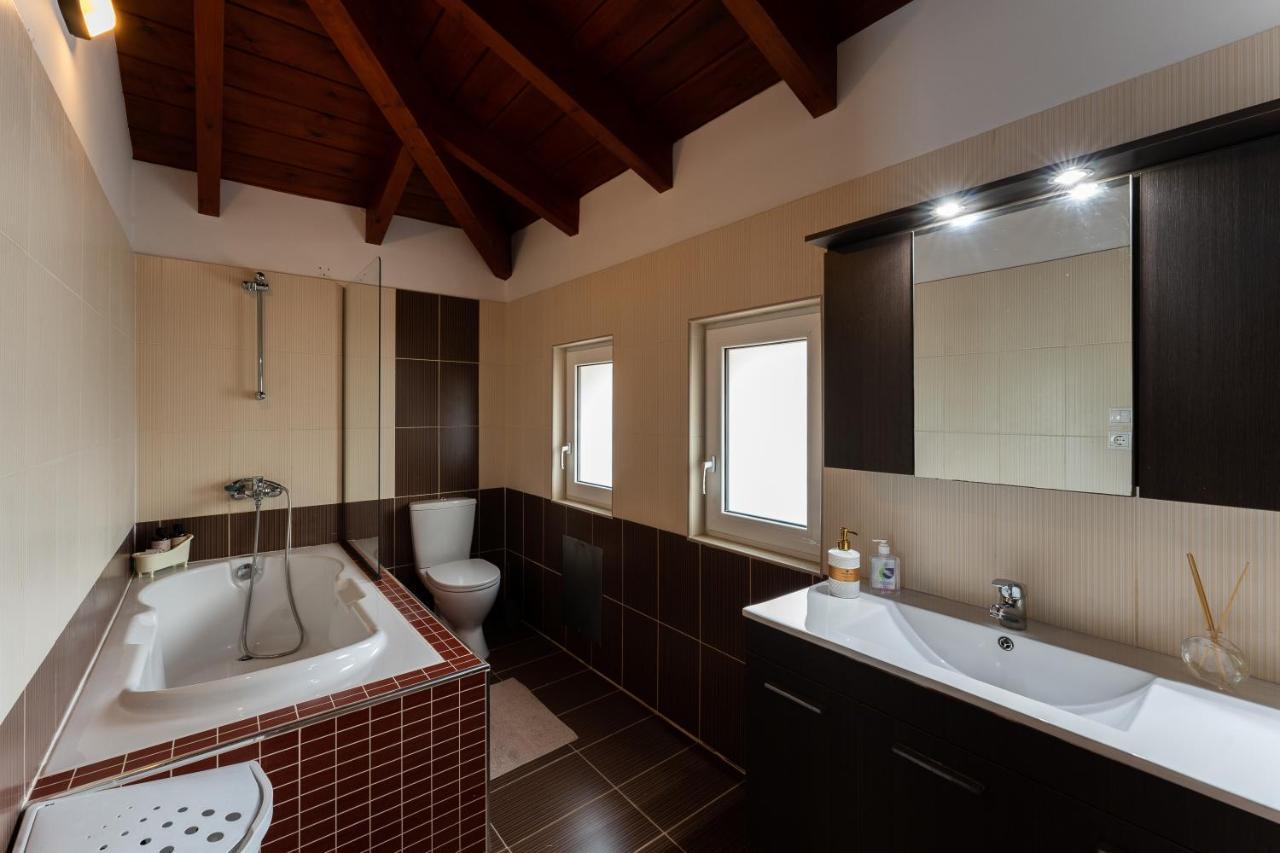 Villa Christalia Kolymbia Esterno foto