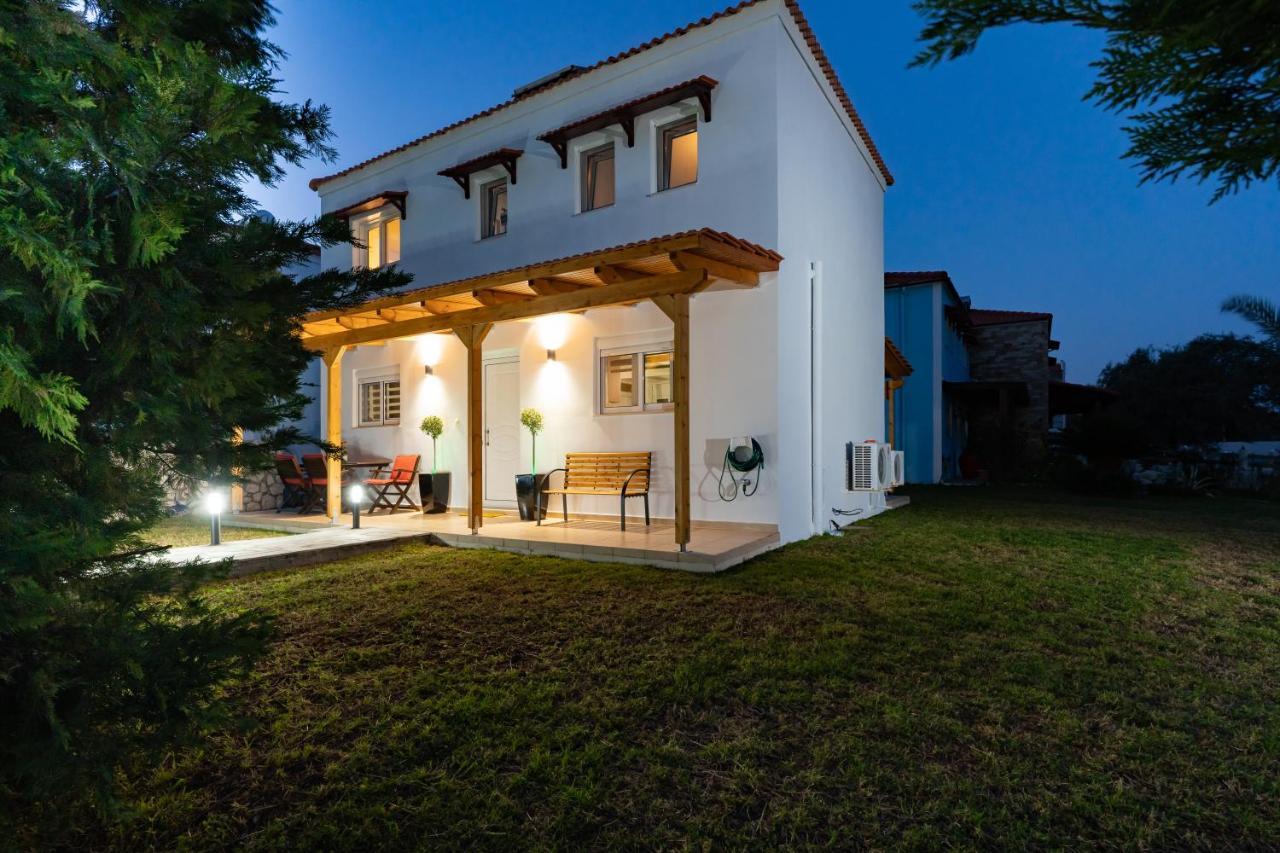 Villa Christalia Kolymbia Esterno foto